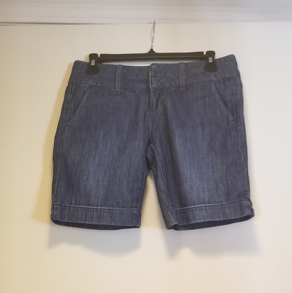 American Eagle Bermuda shorts - Picture 2 of 3